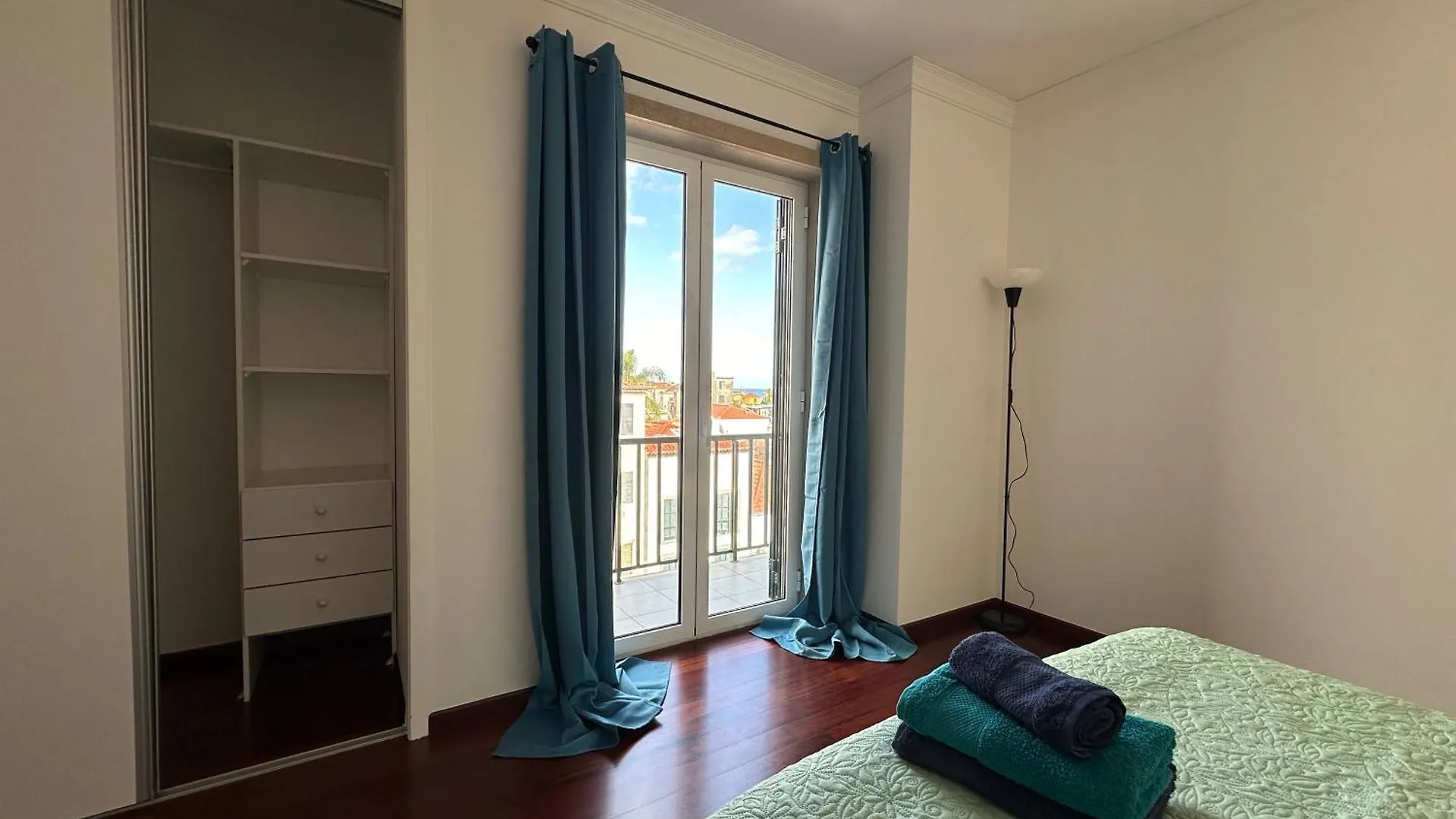 Center Funchal - Rooms For Rent 0*, Funchal (Madeira)
