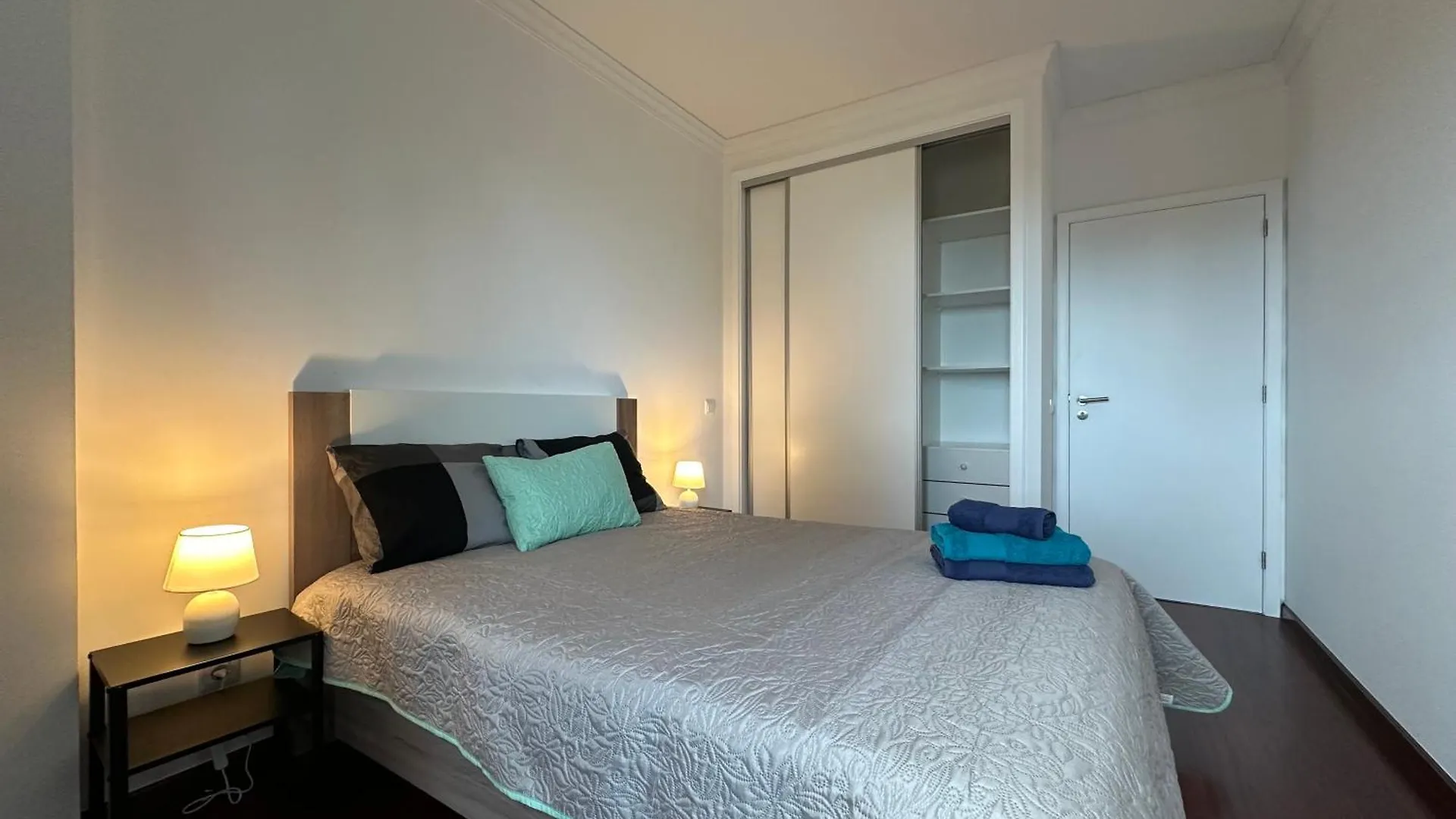 Apartment Center Funchal - Rooms For Rent